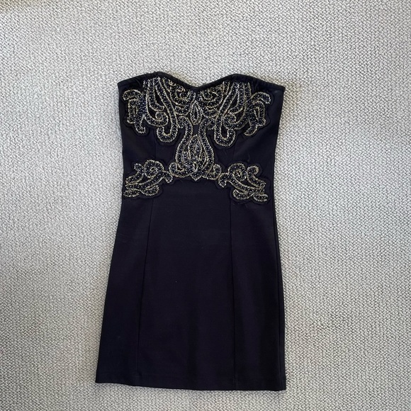 FREE PEOPLE STRAPLESS BEADED BLACK BODYCON DRESS. SIZE SMALL 🖤 - Picture 2 of 5
